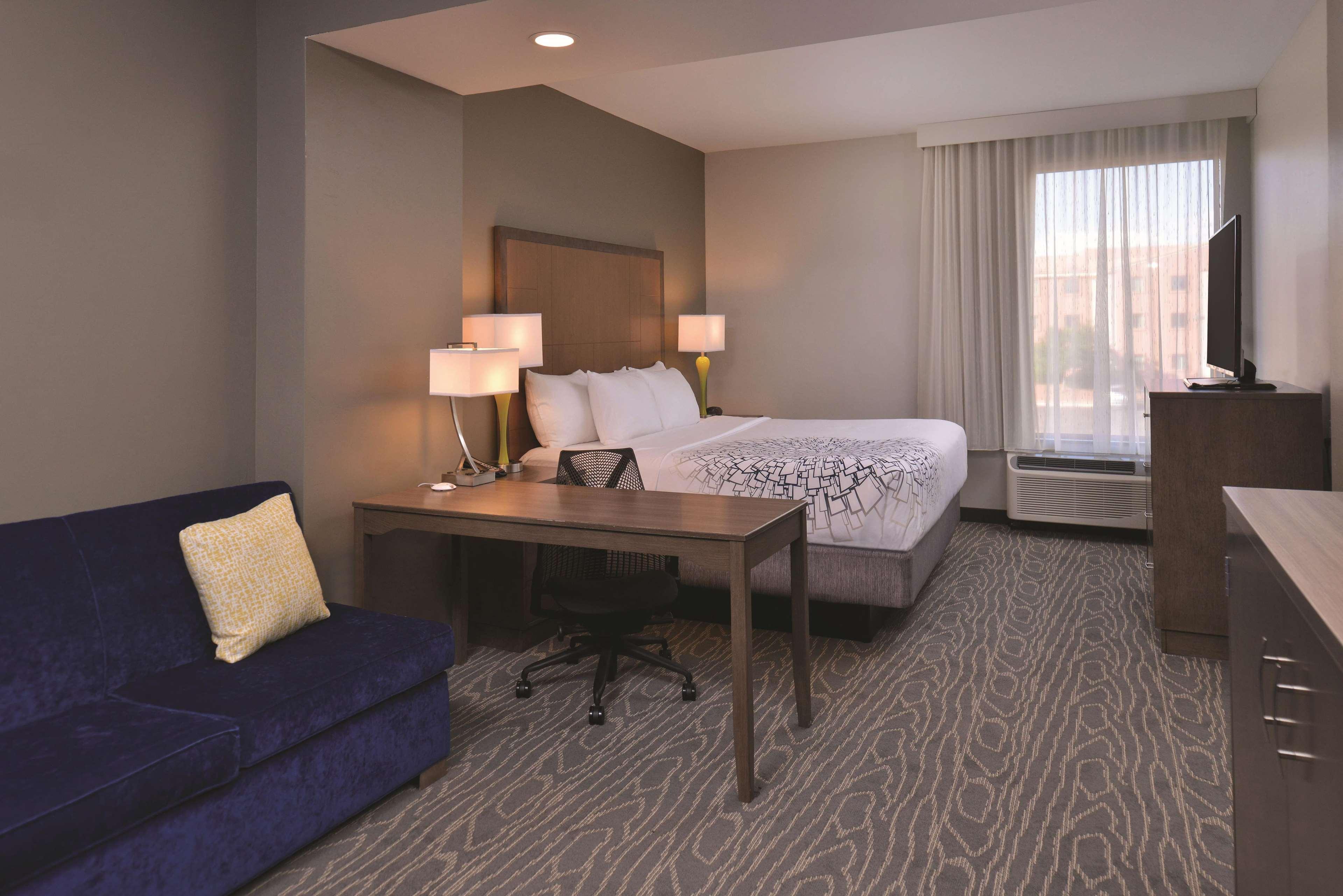 La Quinta By Wyndham Page At Lake Powell Exterior photo