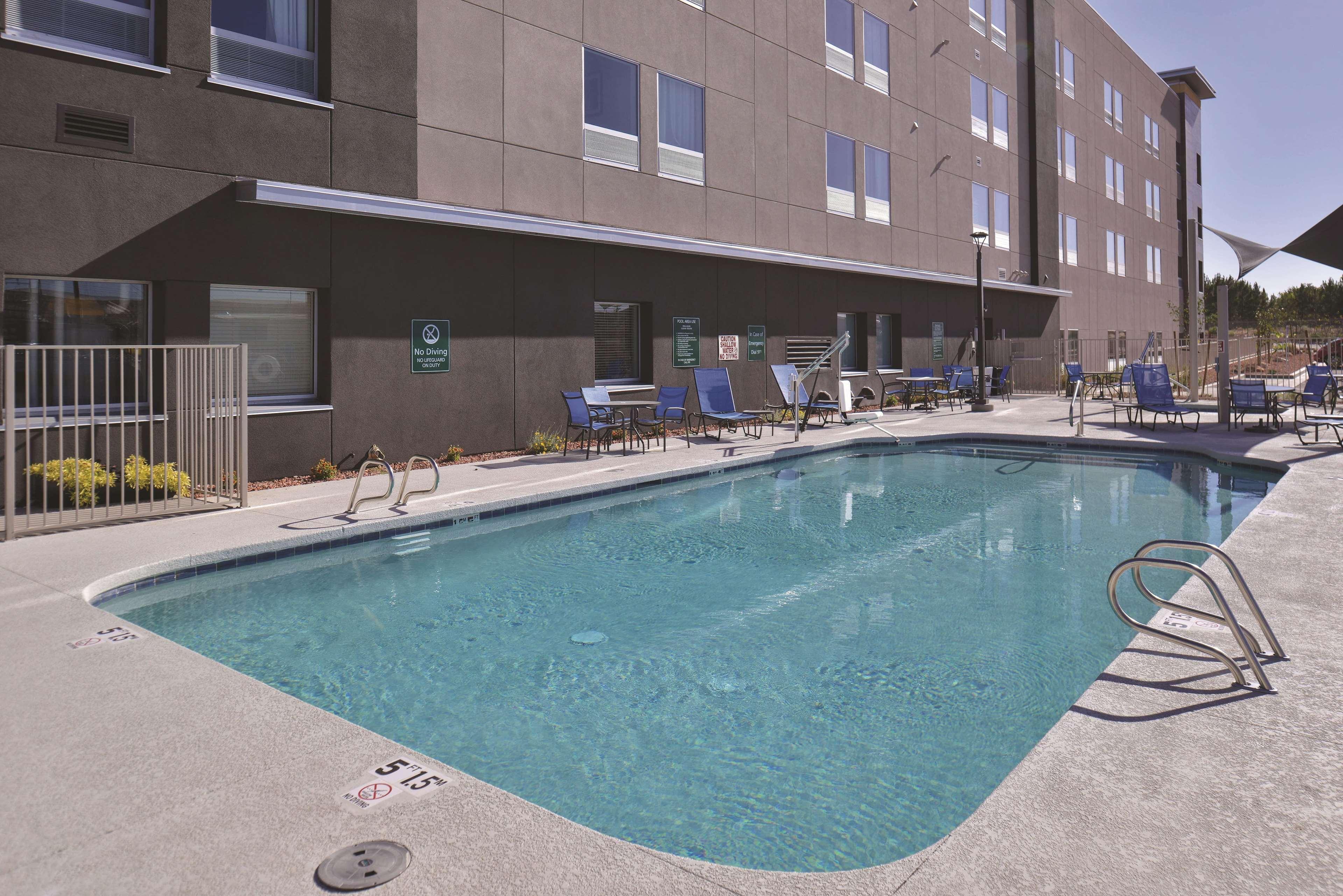La Quinta By Wyndham Page At Lake Powell Exterior photo