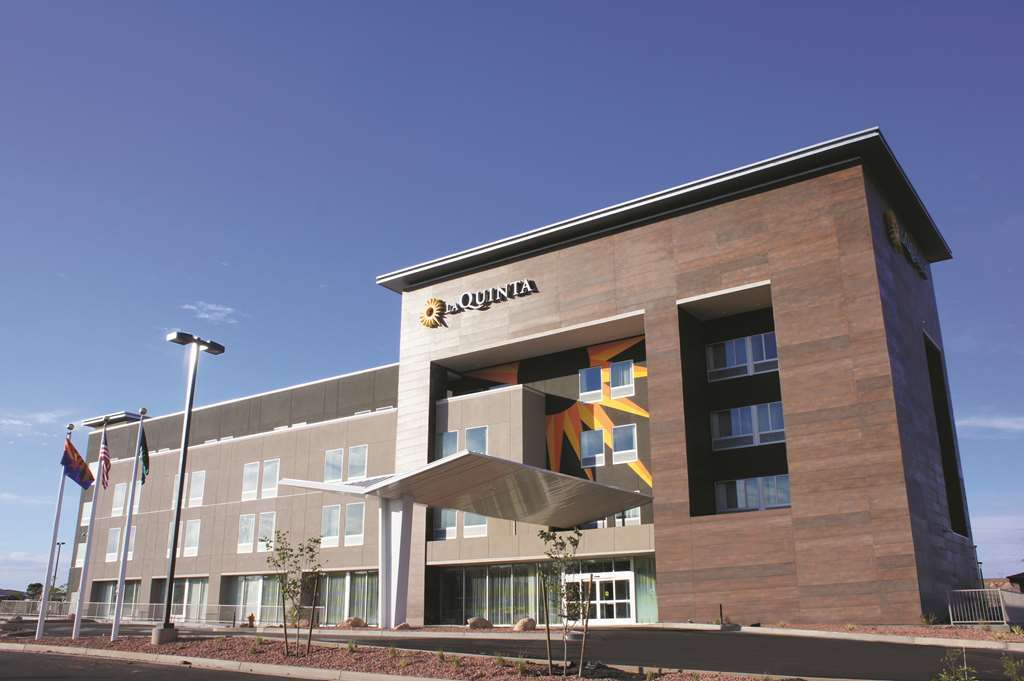 La Quinta By Wyndham Page At Lake Powell Exterior photo